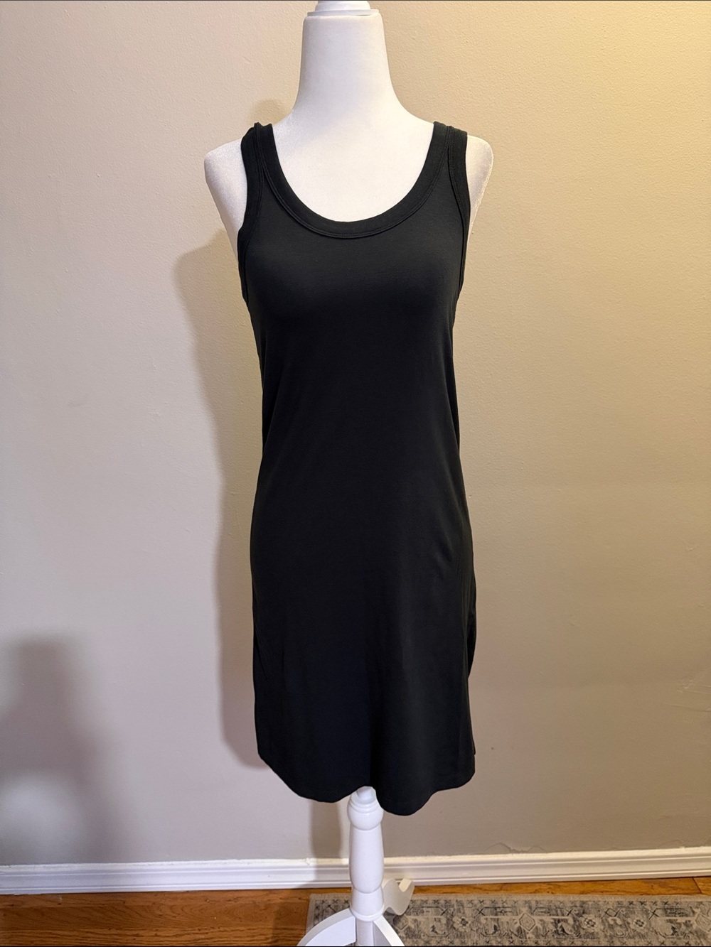 LULULEMON Classic Black Tank Dress - Women